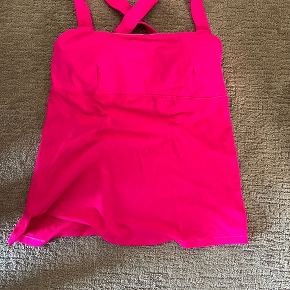 New with out tags built in bra - Picture 1 of 2